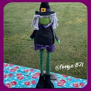 🧙‍♀️ New Greenbrier International Halloween Standing Witch, 20” Tall